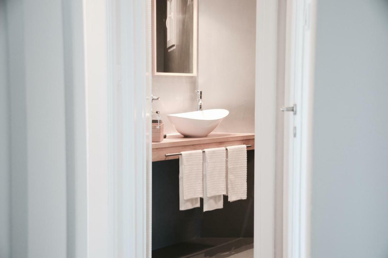 Athens Grand Suite Bagian luar foto